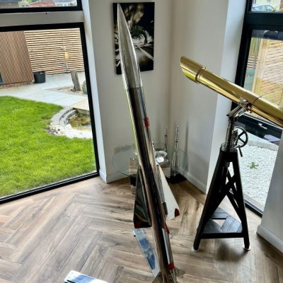 Mirror polished rapier missile